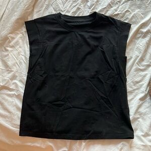 Cap sleeve black tee